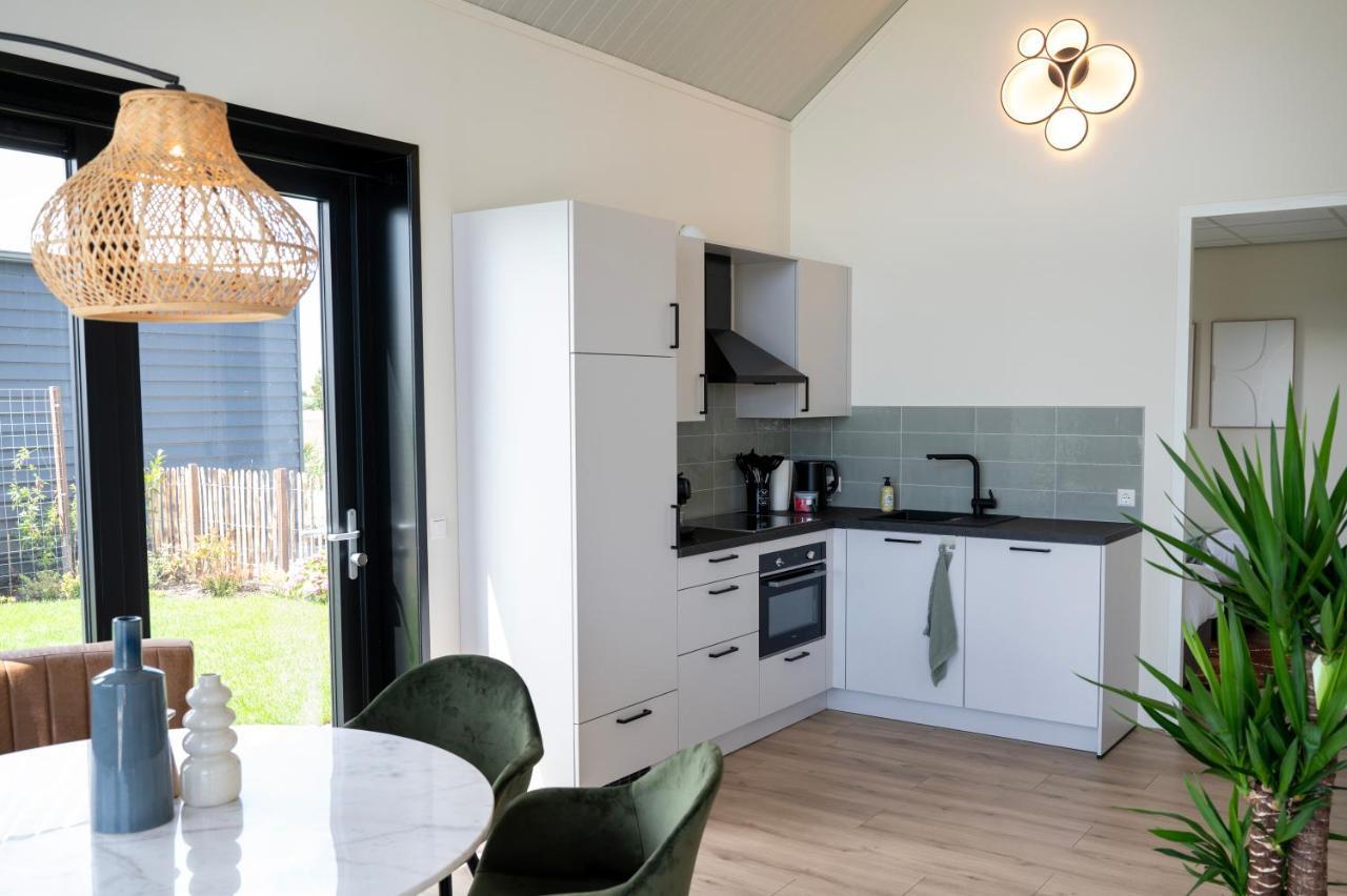 4 To 6 Persons Waterfront Villa Roelofarendsveen Exterior photo