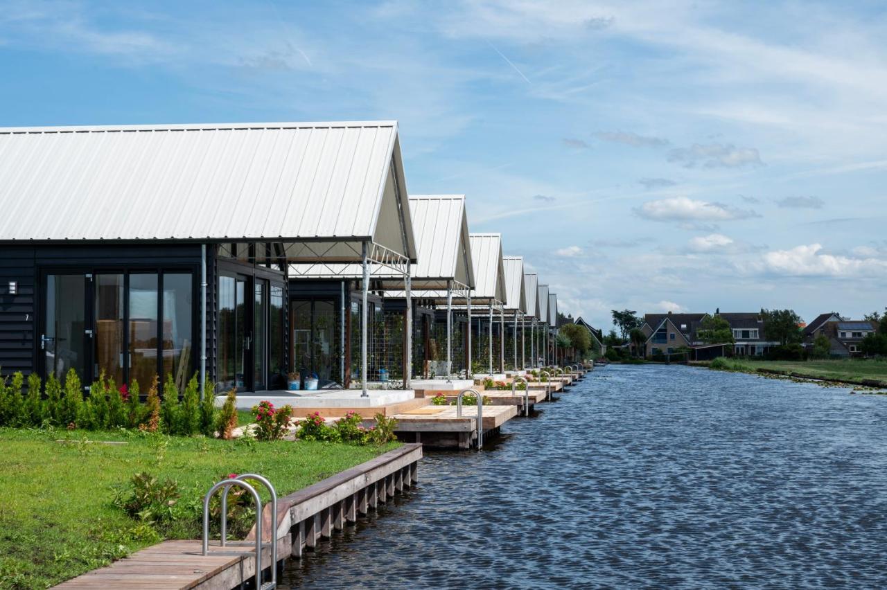 4 To 6 Persons Waterfront Villa Roelofarendsveen Exterior photo